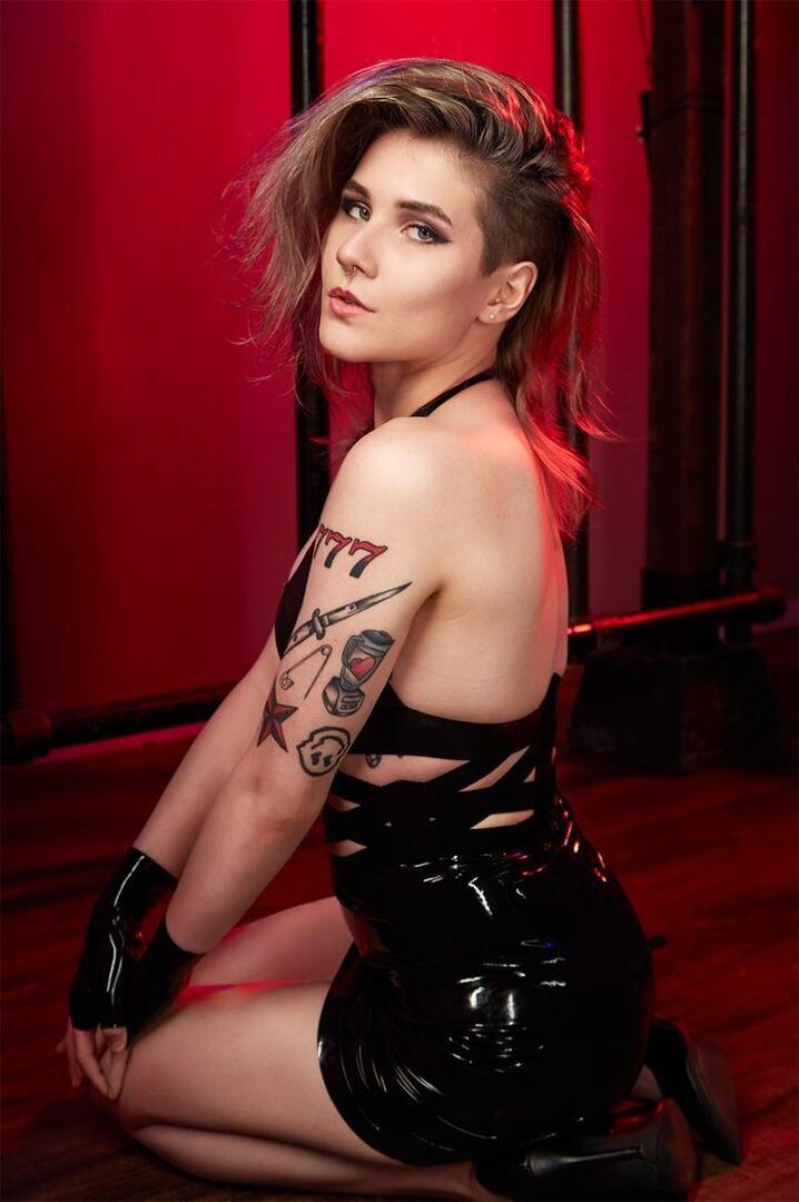 Adalind Gray — free XXX videos